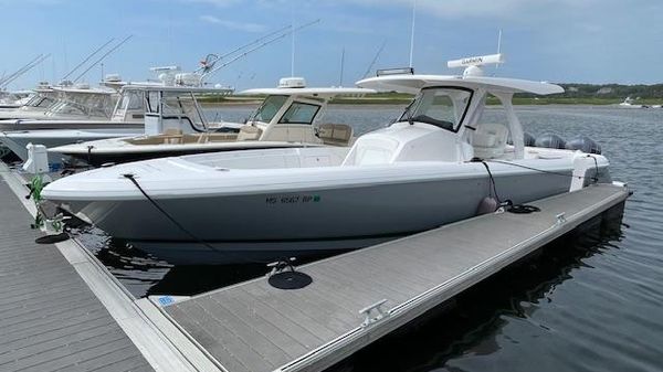 Intrepid Nomad 345 SE