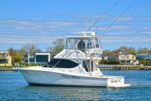 Tiara Yachts 39 Convertible image