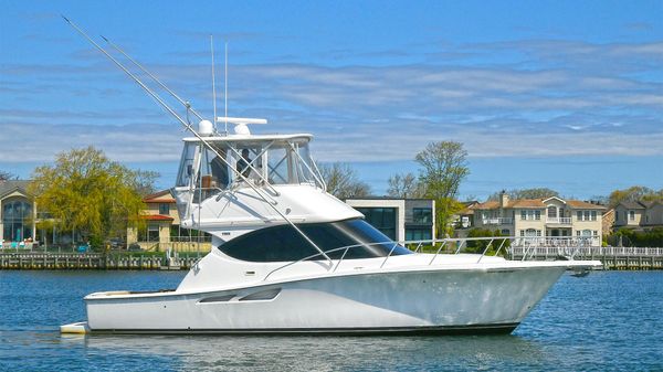 Tiara Yachts 39 Convertible