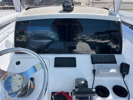 Sportsman OPEN-212-CENTER-CONSOLE image