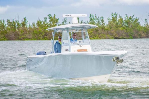 Cobia 320 Center Console - main image