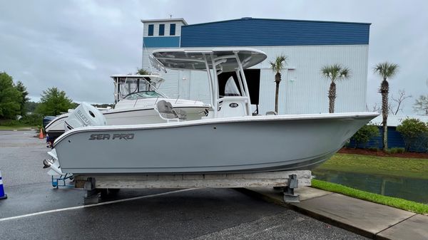 Sea Pro 219