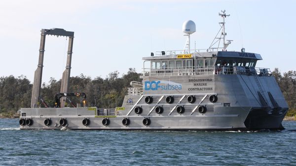 Custom 34m Catamaran