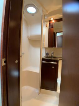 Sea Ray 44 Sedan Bridge - Lift - image