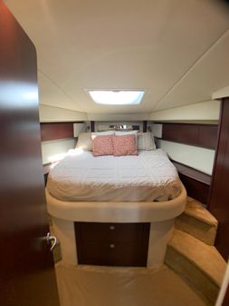 Sea Ray 44 Sedan Bridge - Lift - image