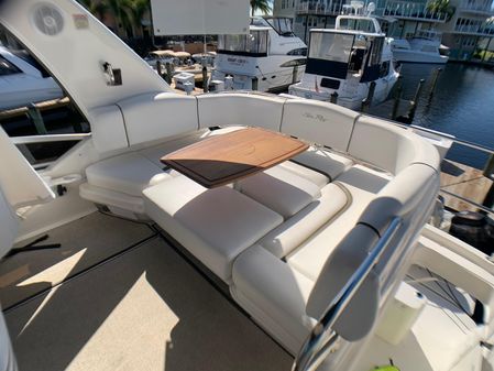 Sea Ray 44 Sedan Bridge - Lift - image