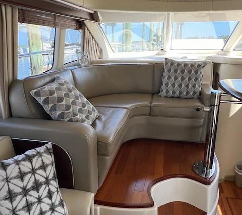 Sea Ray 44 Sedan Bridge - Lift - image