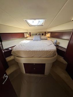 Sea Ray 44 Sedan Bridge - Lift - image