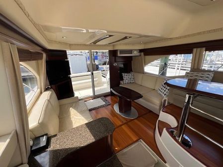 Sea Ray 44 Sedan Bridge - Lift - image