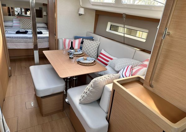 Jeanneau Sun Odyssey 440 image
