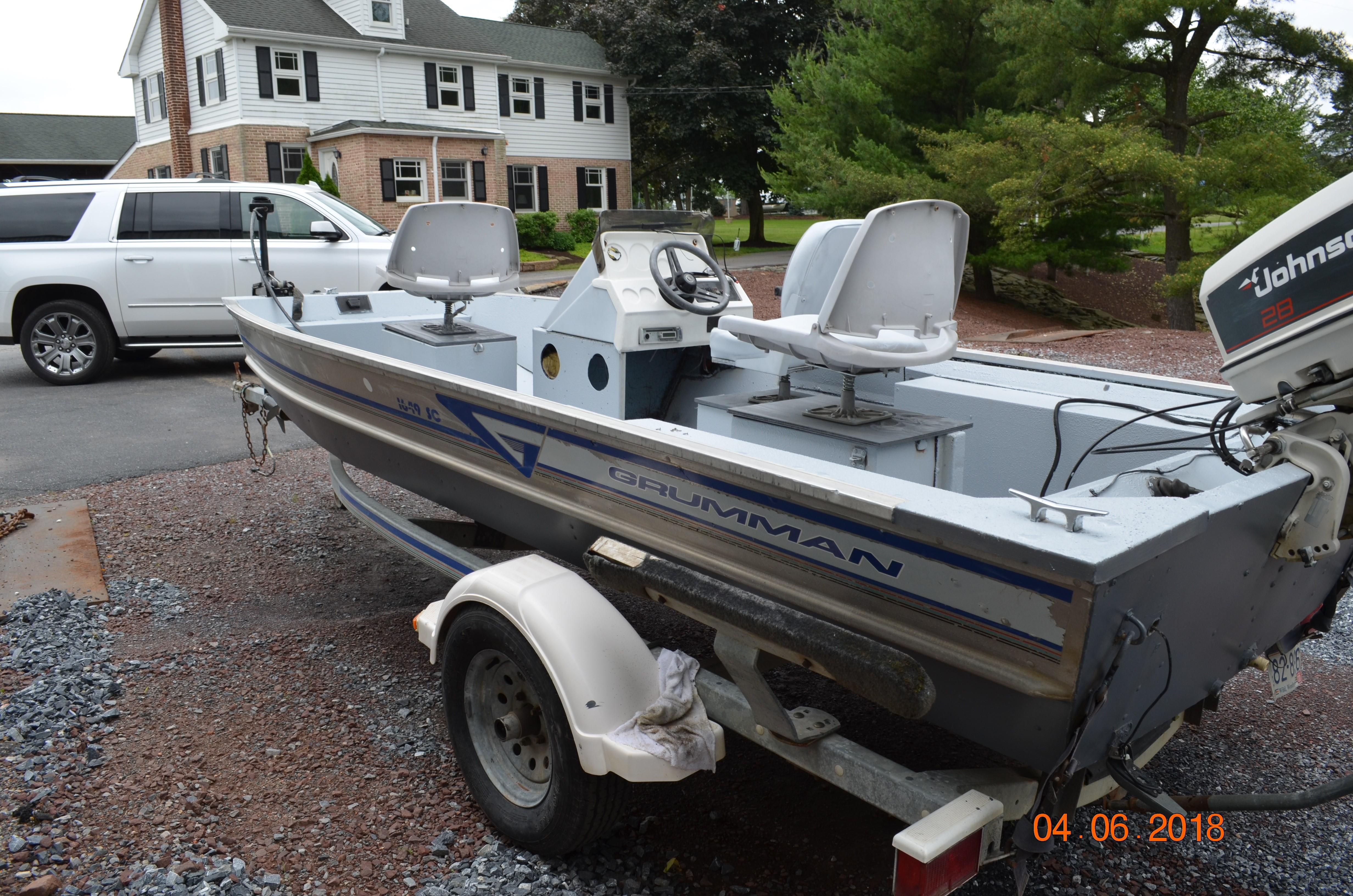 grumman pontoon boats parts