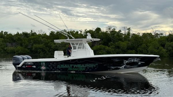 Invincible 36 Open Fisherman 