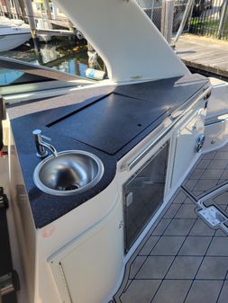 Regal 320 EXPRESS CRUISER image