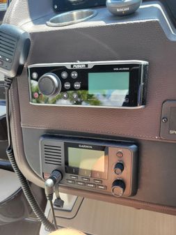 Regal 320 EXPRESS CRUISER image
