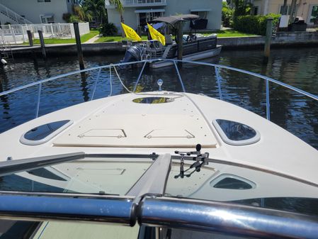 Regal 320 EXPRESS CRUISER image