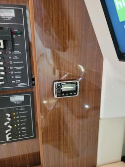 Regal 320 EXPRESS CRUISER image