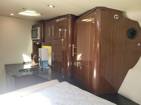 Regal 320 EXPRESS CRUISER image