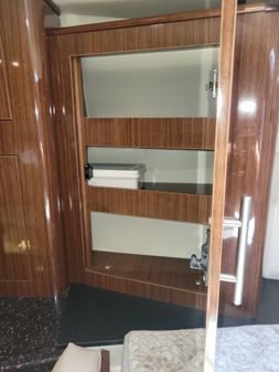 Regal 320 EXPRESS CRUISER image
