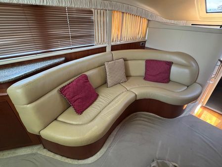 Sea Ray 40 Motor Yacht image