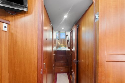 North Pacific 43 Pilothouse image