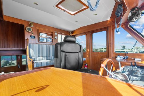 North Pacific 43 Pilothouse image