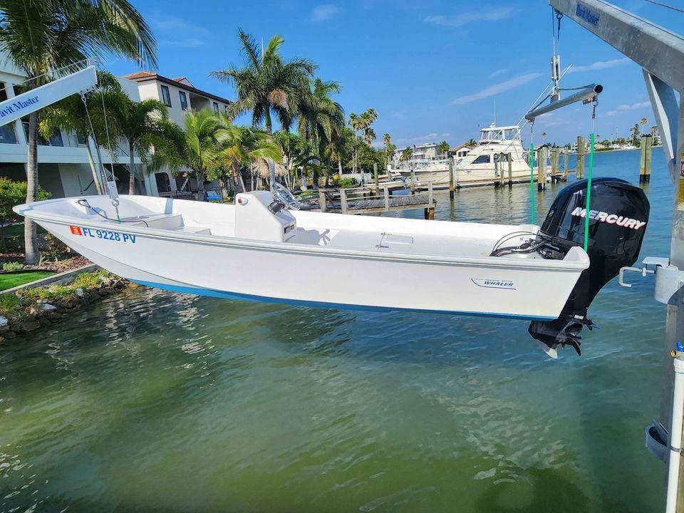 1976 Boston Whaler 17 montauk