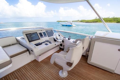 Azimut 72 FLY image