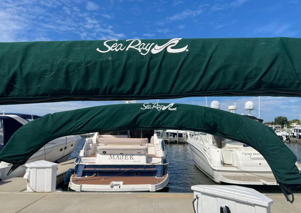 Sea Ray 270 Sundancer image