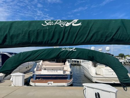 Sea Ray 270 Sundancer image