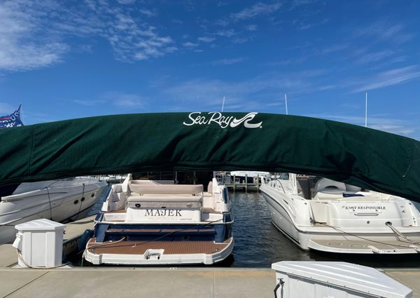 Sea Ray 270 Sundancer image