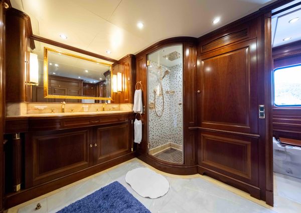 Benetti Tradition 100 image