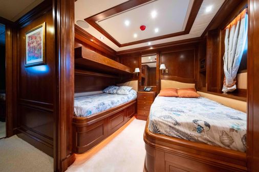 Benetti Tradition 100 image