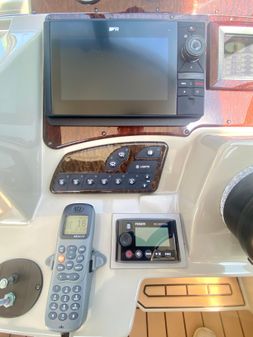 Sea-ray 330-SUNDANCER image