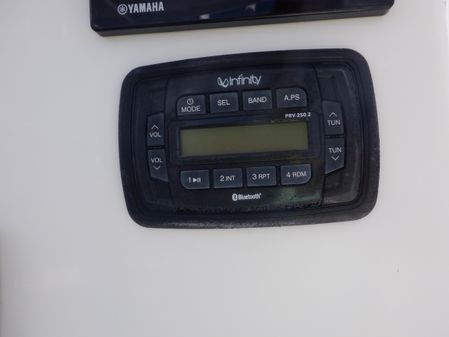 Sea Fox 286 Commander image