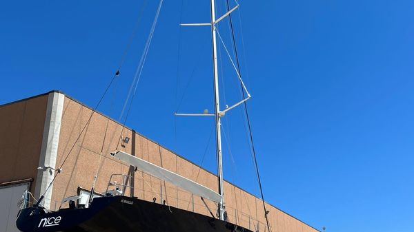 Ice Yachts Felci 71