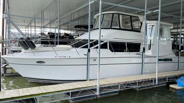 Carver 500 Cockpit Motor Yacht 