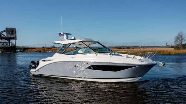 Sea Ray 320 Sundancer OB