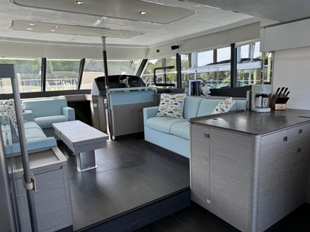 Fountaine Pajot MY 6 image