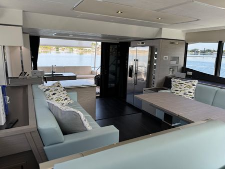 Fountaine Pajot MY 6 image