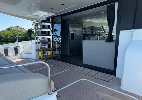 Fountaine Pajot MY 6 image