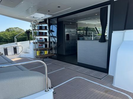 Fountaine Pajot MY 6 image