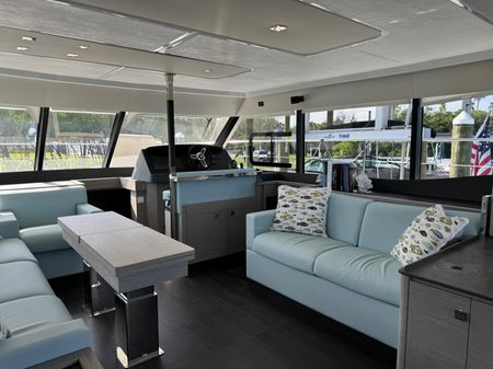 Fountaine Pajot MY 6 image