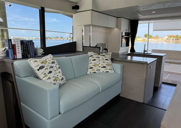 Fountaine Pajot MY 6 image