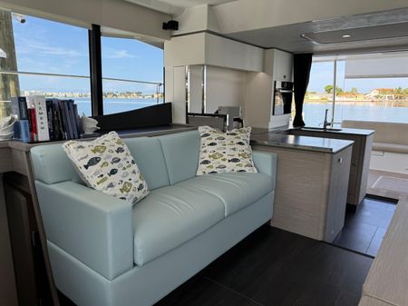 Fountaine Pajot MY 6 image