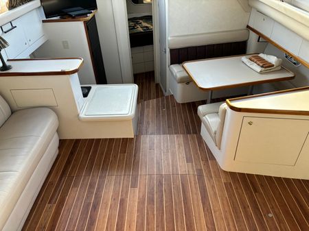 Cruisers 3650 Aft Cabin image