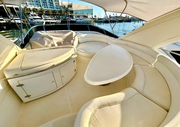 Azimut 55 image