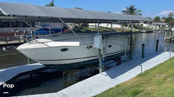 Rinker 280 Express Cruiser 