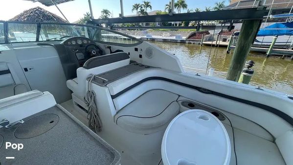 Rinker 280 Express Cruiser image