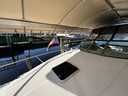 Rinker 280 Express Cruiser image