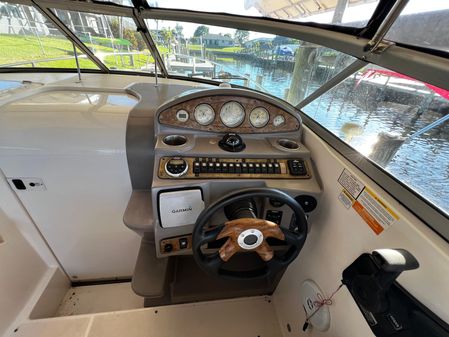 Rinker 280 Express Cruiser image